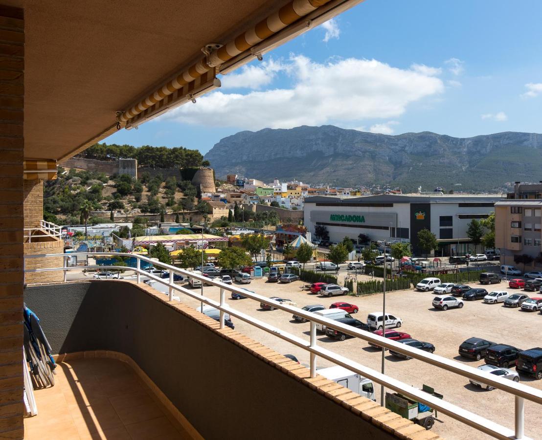 Beach Paradise Flat In Denia Centre W/ Large Pool Exteriör bild